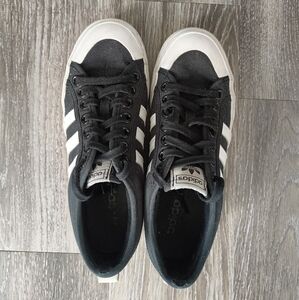 ❌ SOLD ❌Adidas Nizza Platform Sneakers